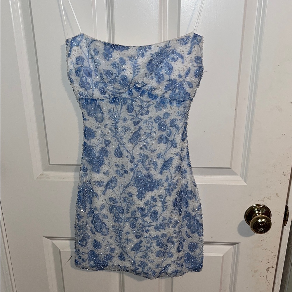 Windsor Elegant Blue Floral Mini Dress